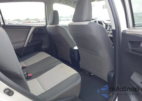 2014 Toyota Rav4 Le z USA, uszkodzony, nr VIN JTMZFREV4EJ006237